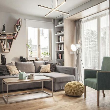 Charming Apartment With Garden, Only 1 Km To Wawel Castle By Noclegi Renters Cracovia Esterno foto