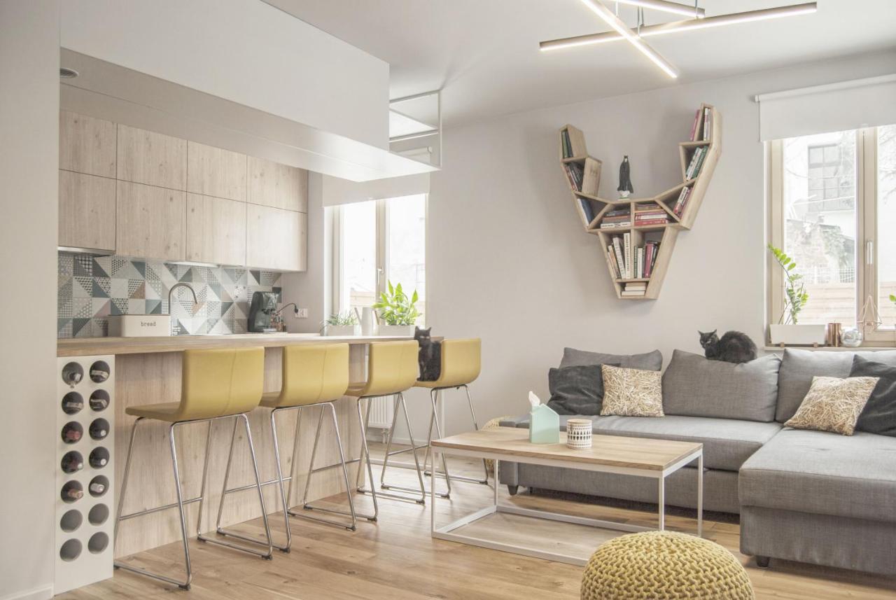 Charming Apartment With Garden, Only 1 Km To Wawel Castle By Noclegi Renters Cracovia Esterno foto